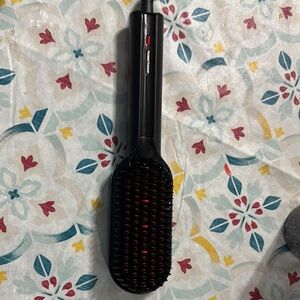 Tymo Black Hair Straightening Brush with Red Bristles